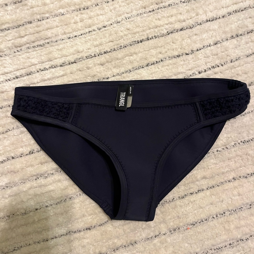 triangl swimwear Women's Dark Navy  Bottom